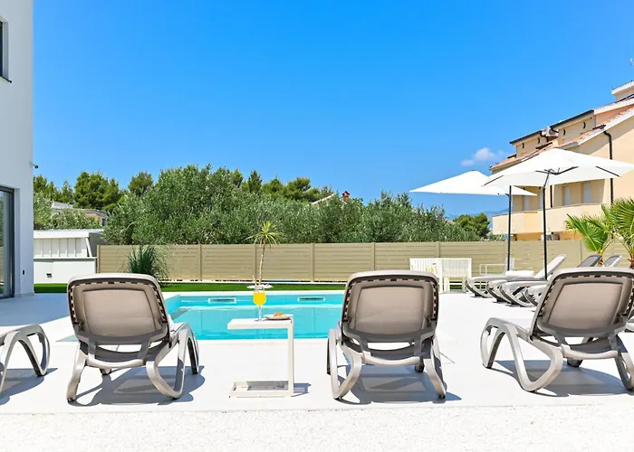 Perla Auf Ciovo Villa
